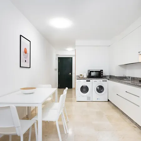 Home2book Center Retreat, Cruz *