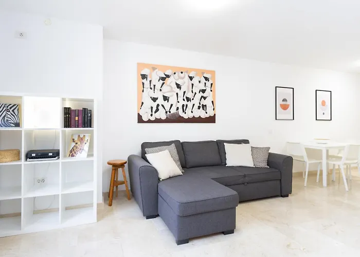 Home2book Center Retreat, Cruz * 圣克鲁斯-德特内里费