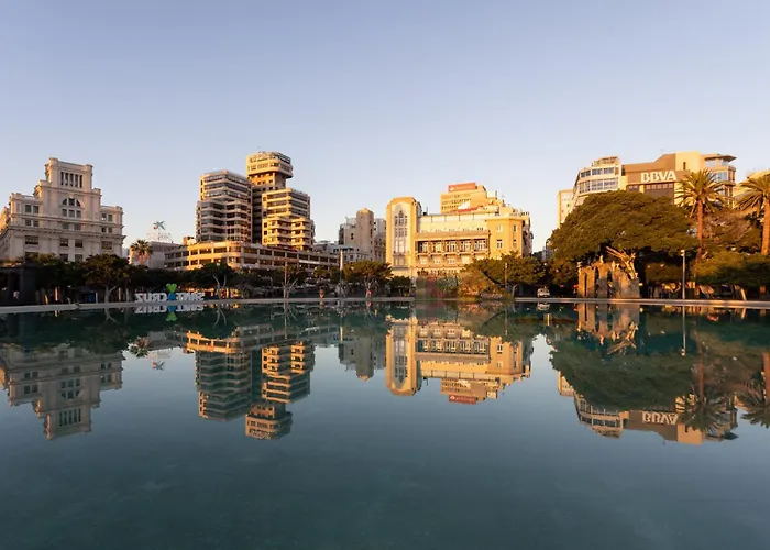 Home2book Center Retreat, Cruz